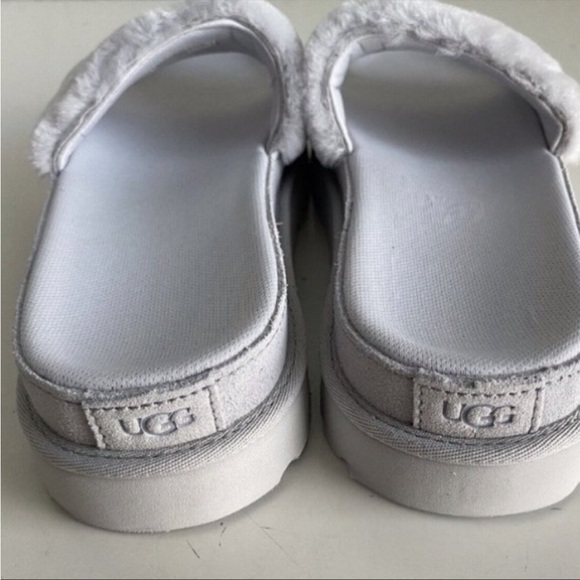 UGG Gray Slides New Condition - Picture 6 of 6